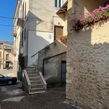 Le Scalette * Castelvecchio Subequo