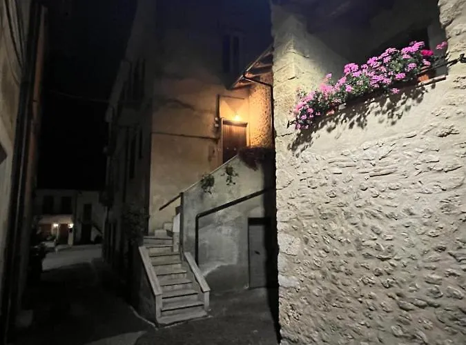 Le Scalette * Castelvecchio Subequo